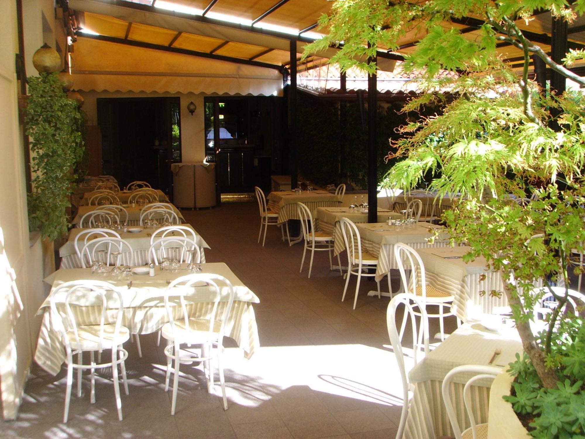 Albergo Giardino Cernobbio Exteriör bild