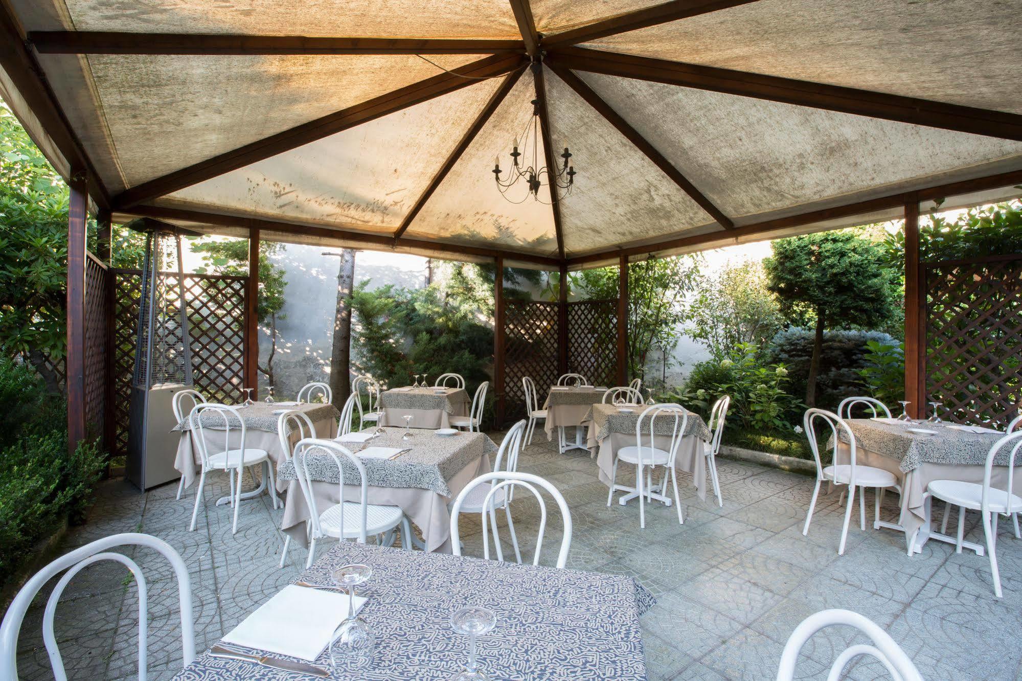 Albergo Giardino Cernobbio Exteriör bild